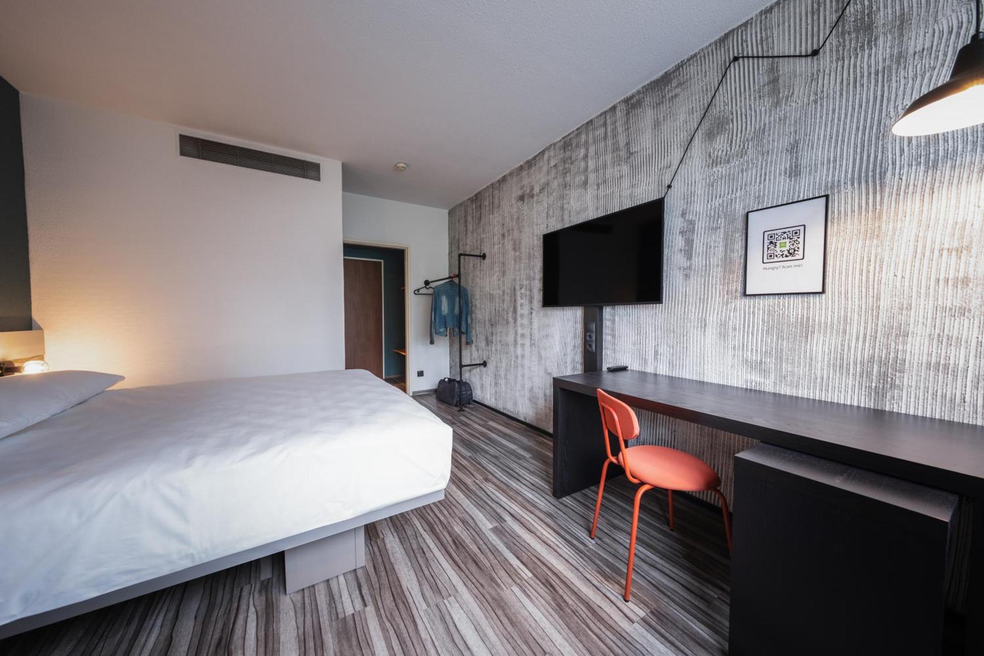 Hotel Ibis Styles Linz Esterno foto