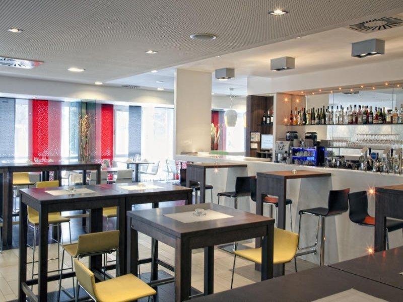 Hotel Ibis Styles Linz Esterno foto